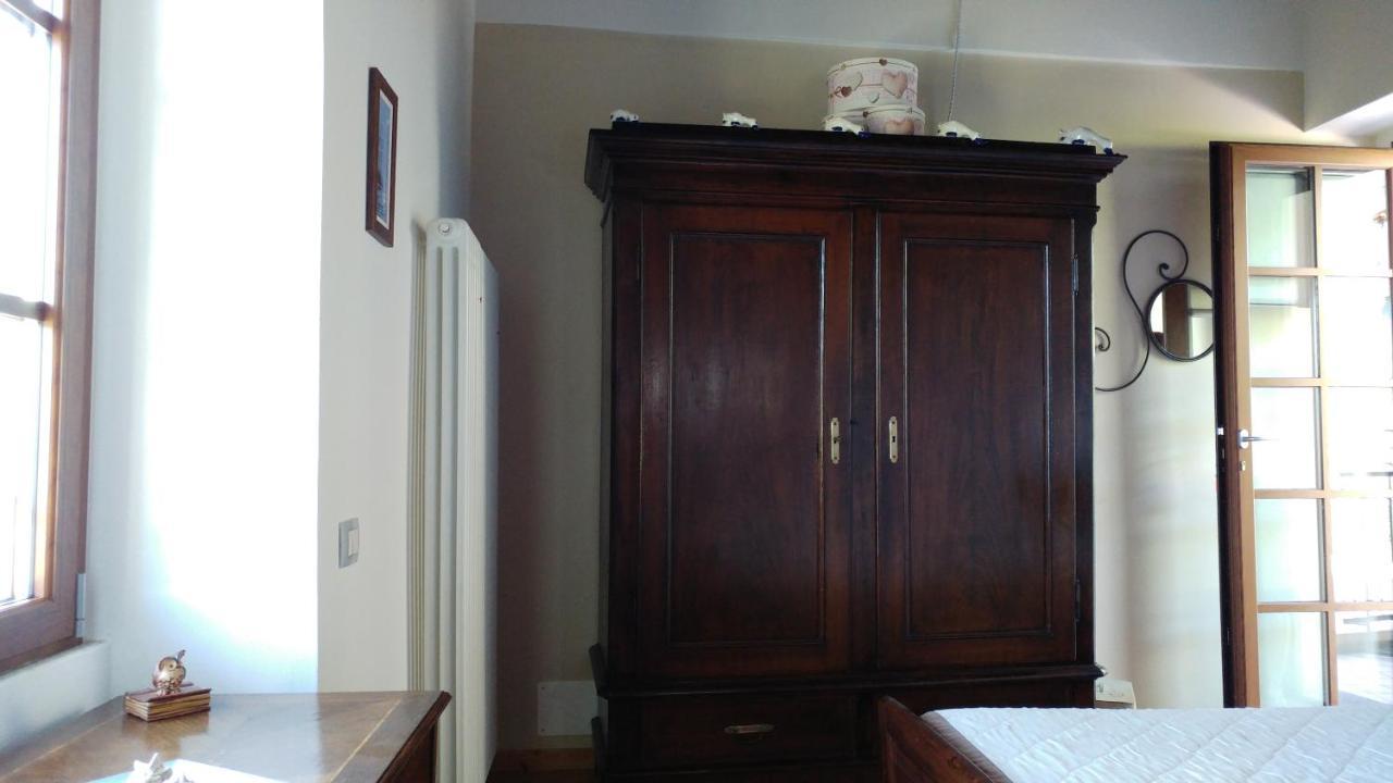La Casa Delle Fate Villa Cremia Eksteriør billede